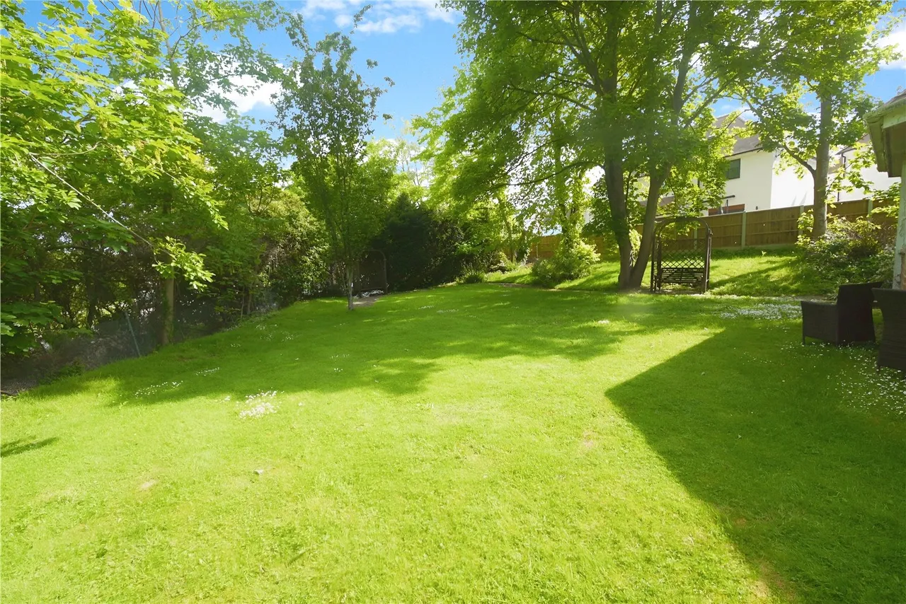 Ongar, CM5, photo 4