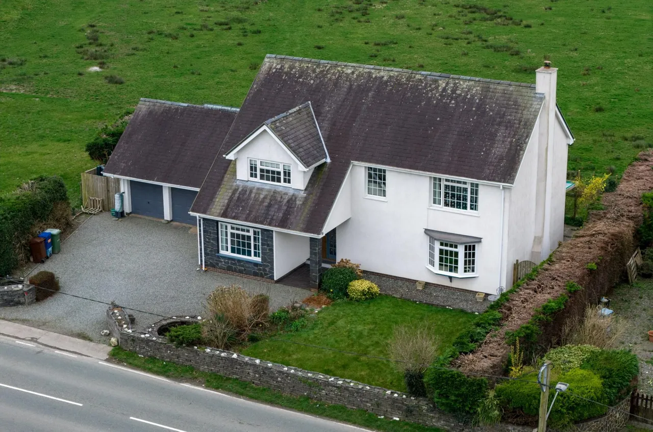 Pennal, Machynlleth, SY20, photo 5