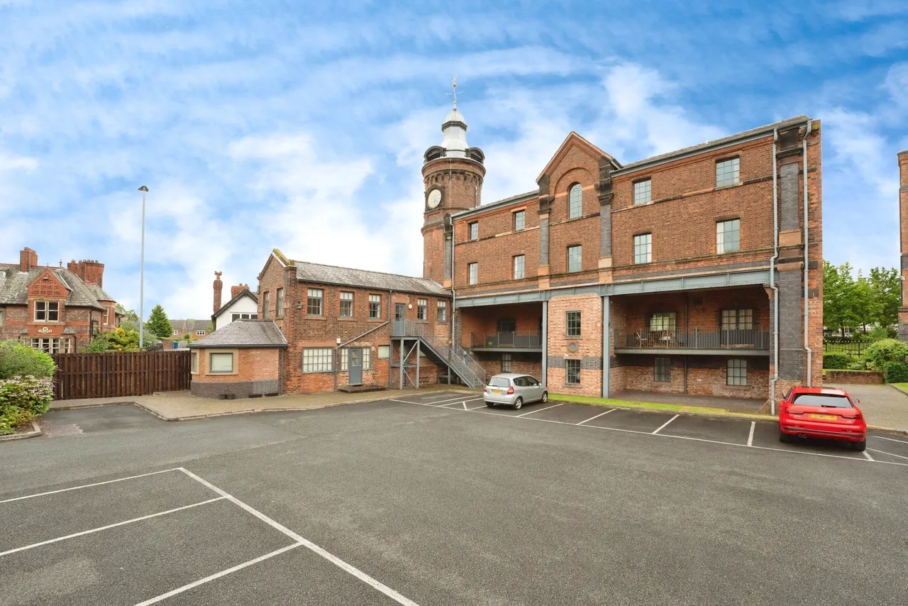 The Clock Tower, Elphins Drive, Warrington, Cheshire, WA4, photo 16