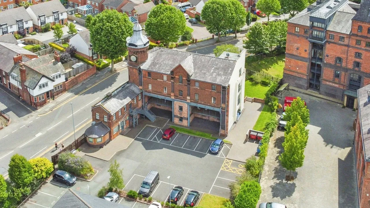 The Clock Tower, Elphins Drive, Warrington, Cheshire, WA4, photo 15