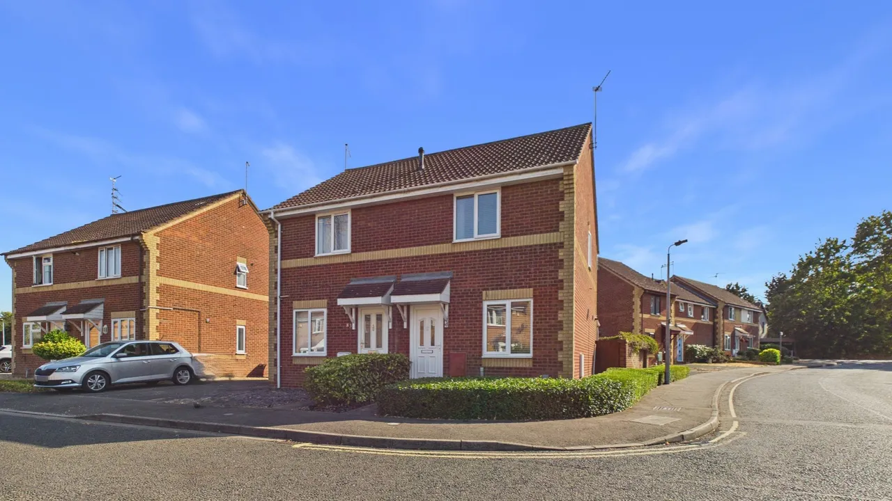 2 bed house for sale — Farriers Court, Orton Longueville, Peterborough, PE2