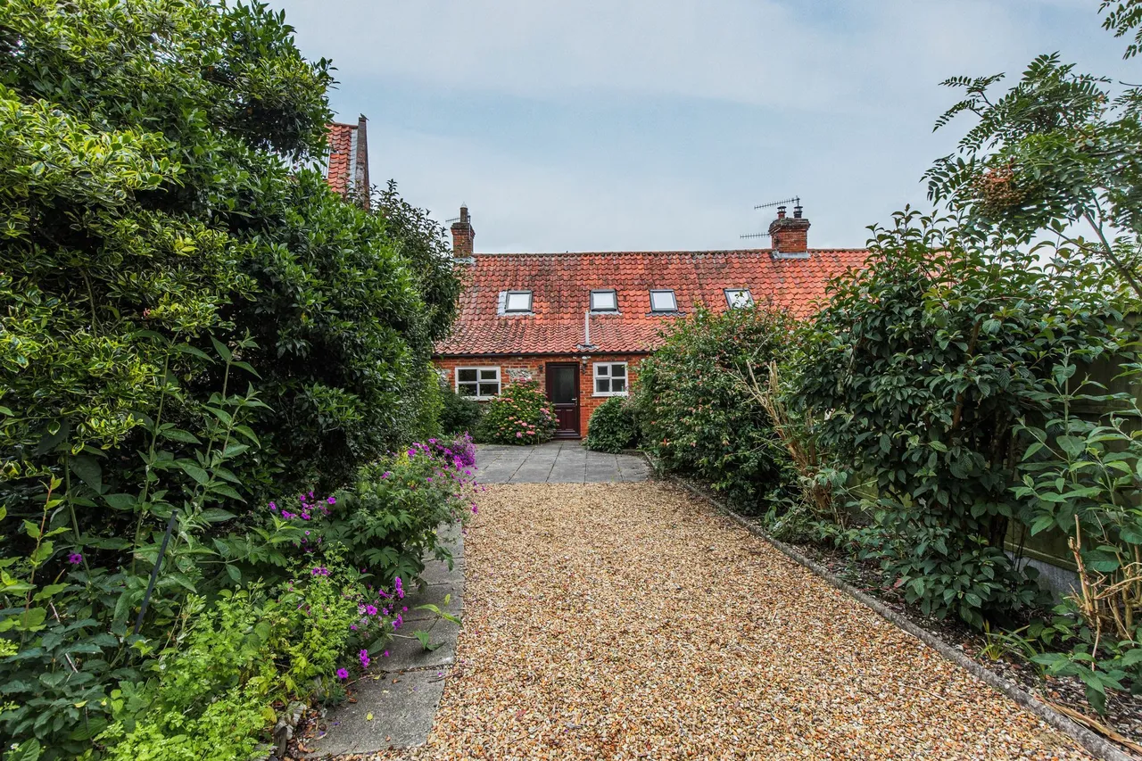 Characterful Victorian Cottage in Sou, photo 7