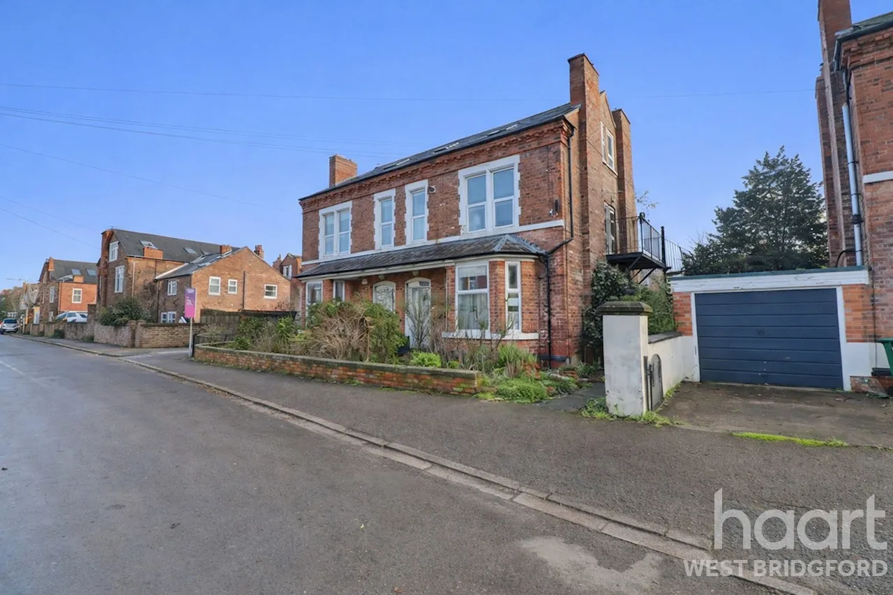 2 bed flat for sale, Henry Road, West Bridgford, NG2