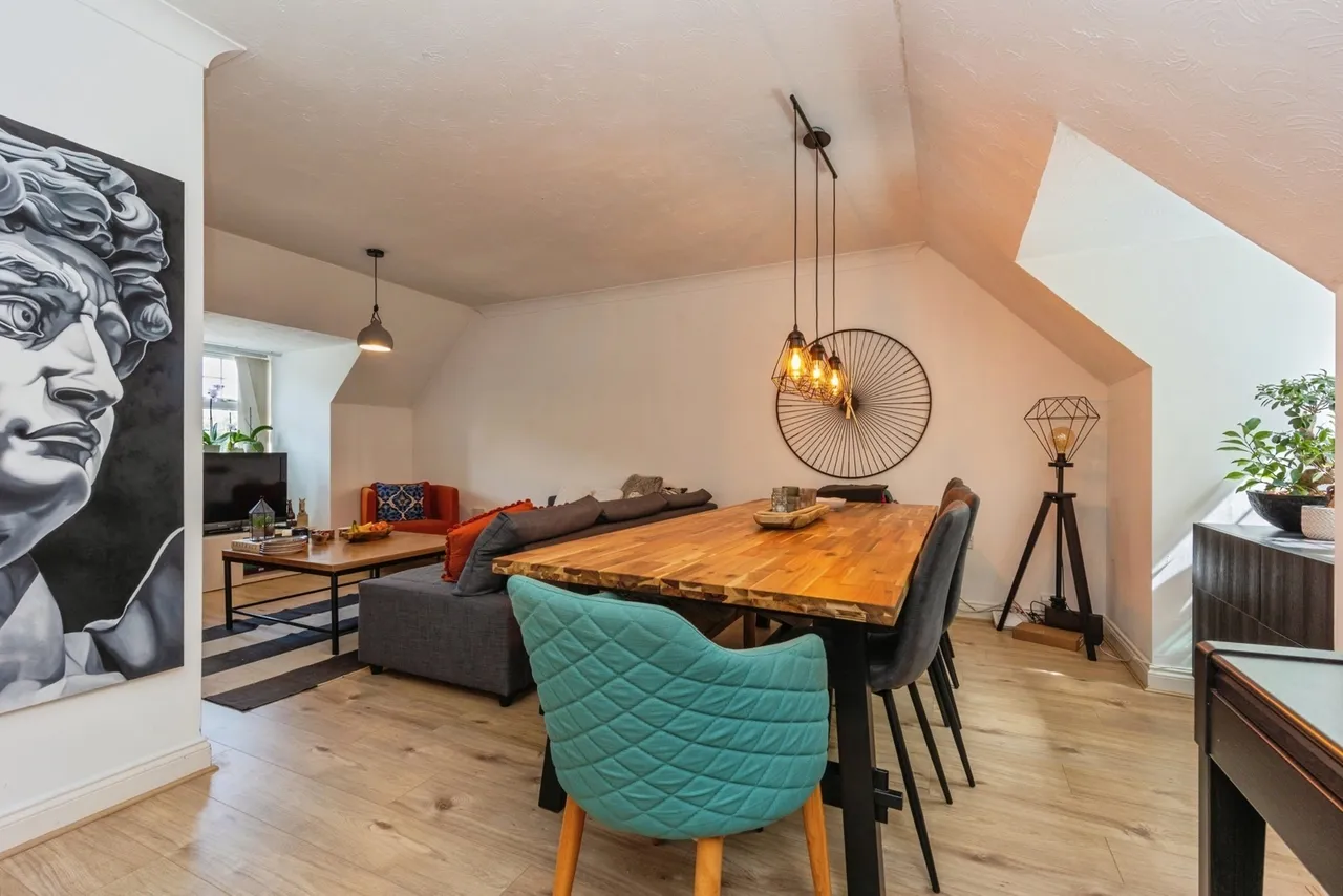 Brooklands Road, Sale, Greater Manchester, M33, photo 3