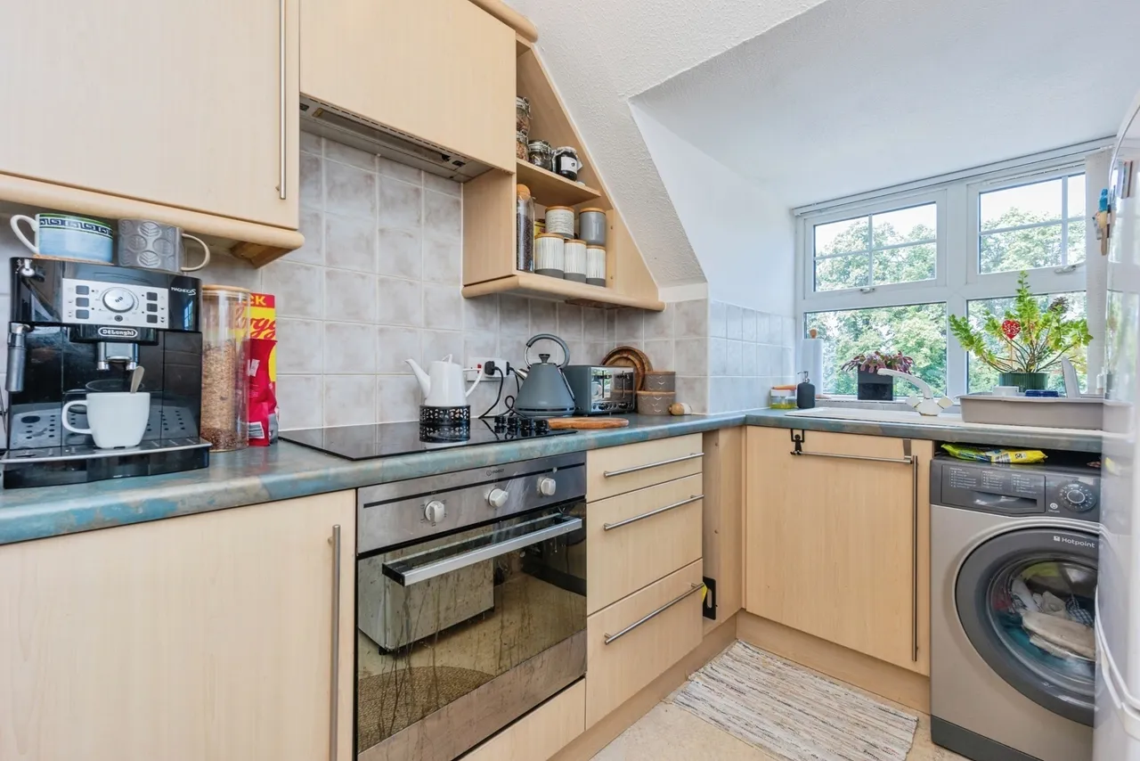 Brooklands Road, Sale, Greater Manchester, M33, photo 7
