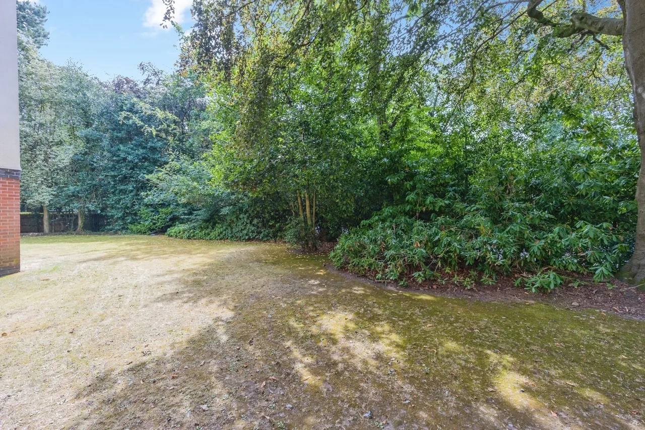 Brooklands Road, Sale, Greater Manchester, M33, photo 16