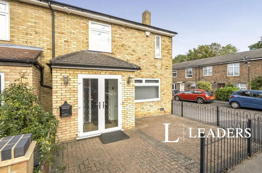 2 bed house for sale, Hollyfield, Harlow, CM19