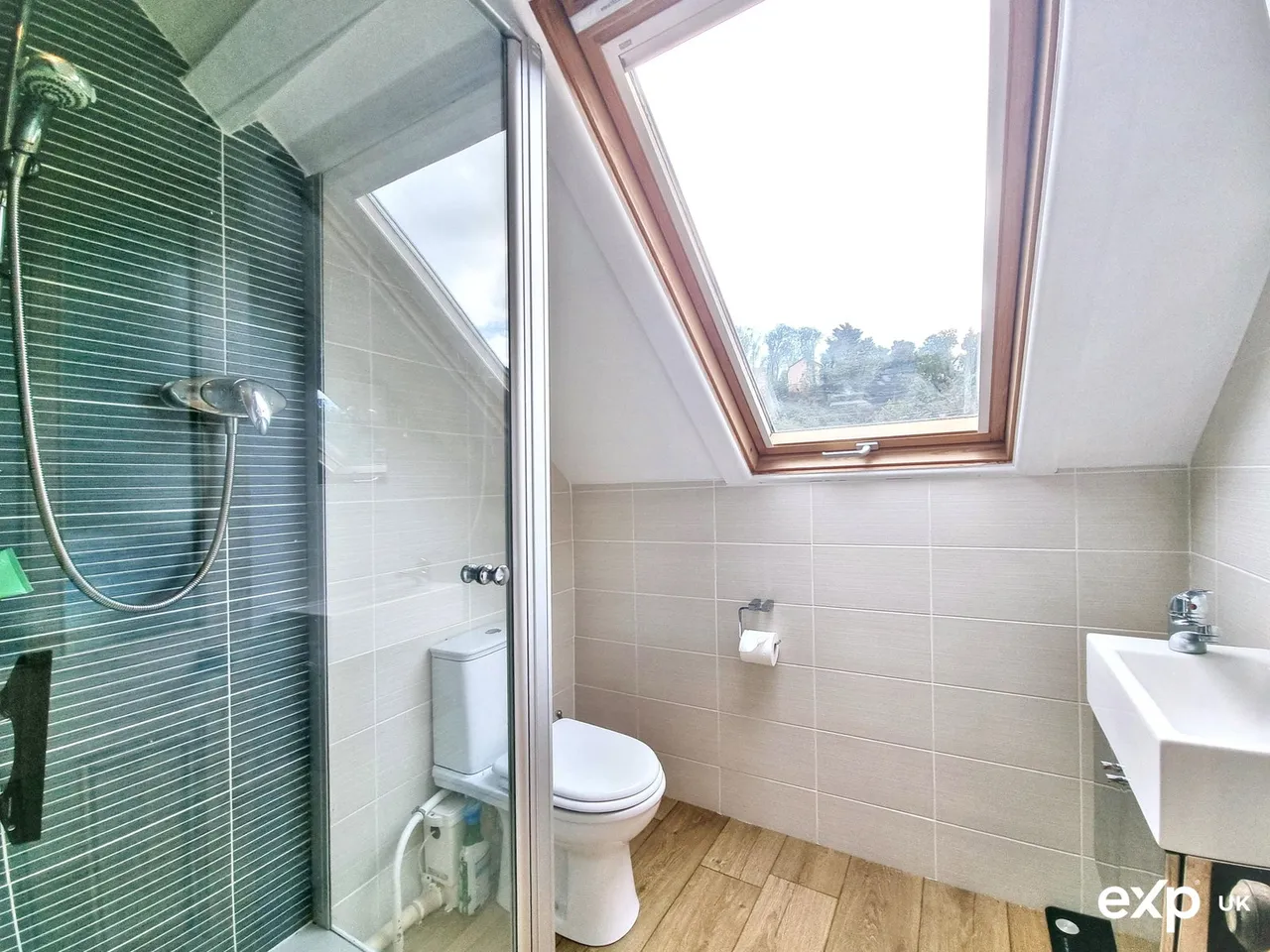 New Road, Brixham, TQ5, photo 17