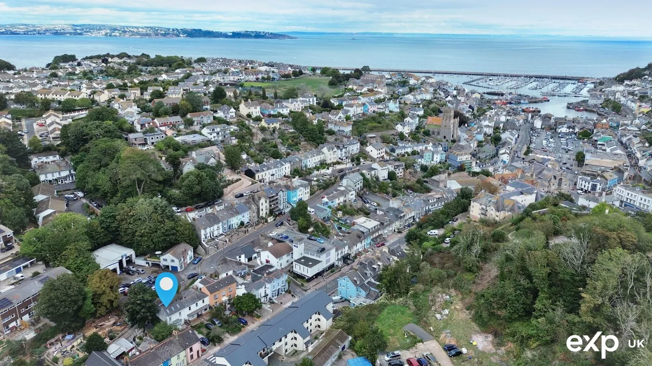 New Road, Brixham, TQ5, photo 2