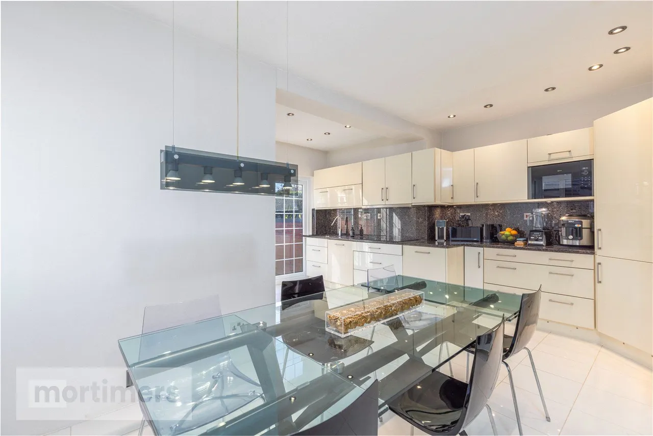 York Crescent, Blackburn, BB1, photo 7