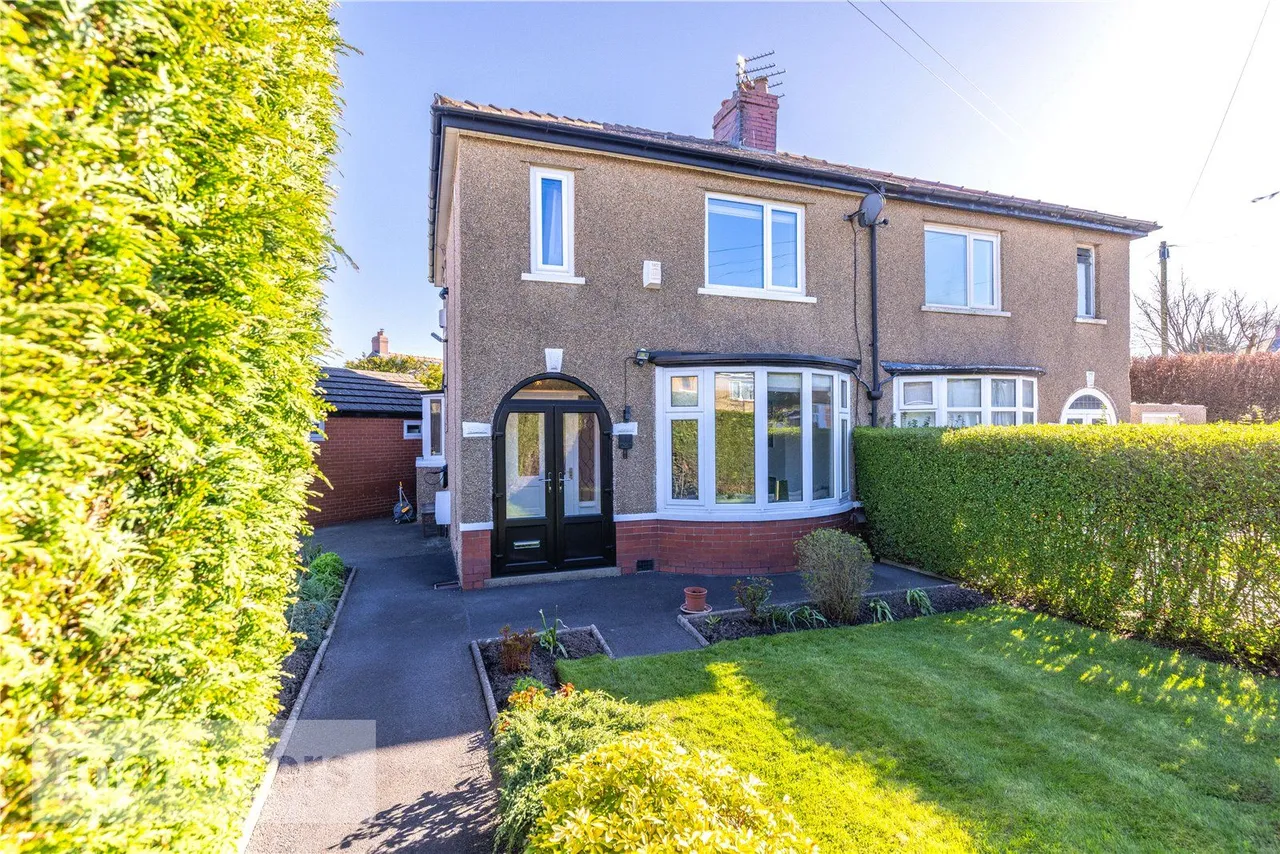 York Crescent, Blackburn, BB1, photo 22