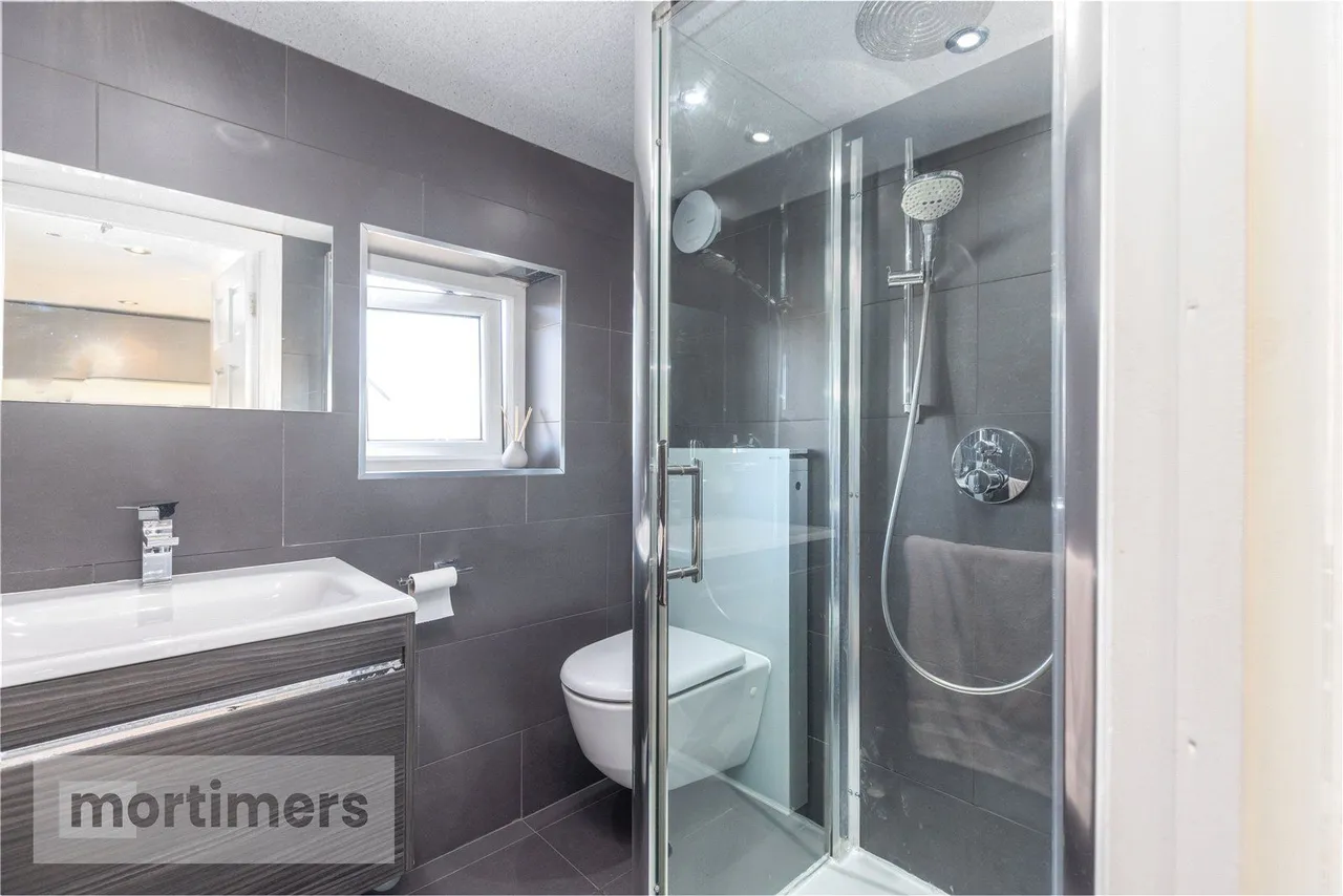 York Crescent, Blackburn, BB1, photo 18