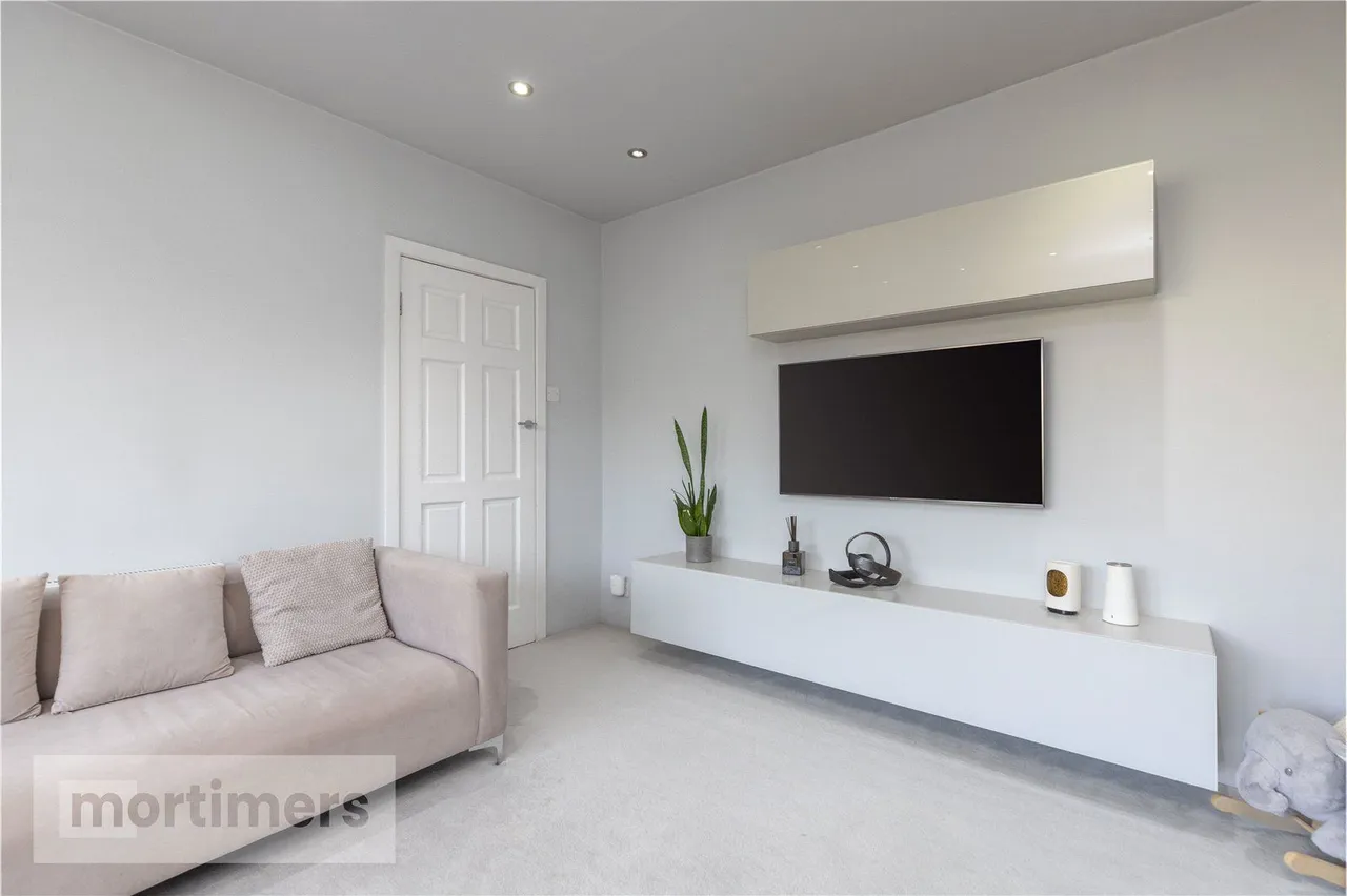 York Crescent, Blackburn, BB1, photo 6