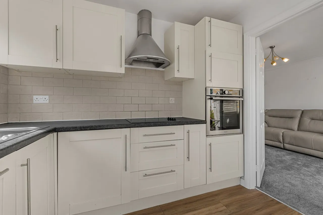 Wellbrook Road, Bishops Cleeve, GL52, photo 9