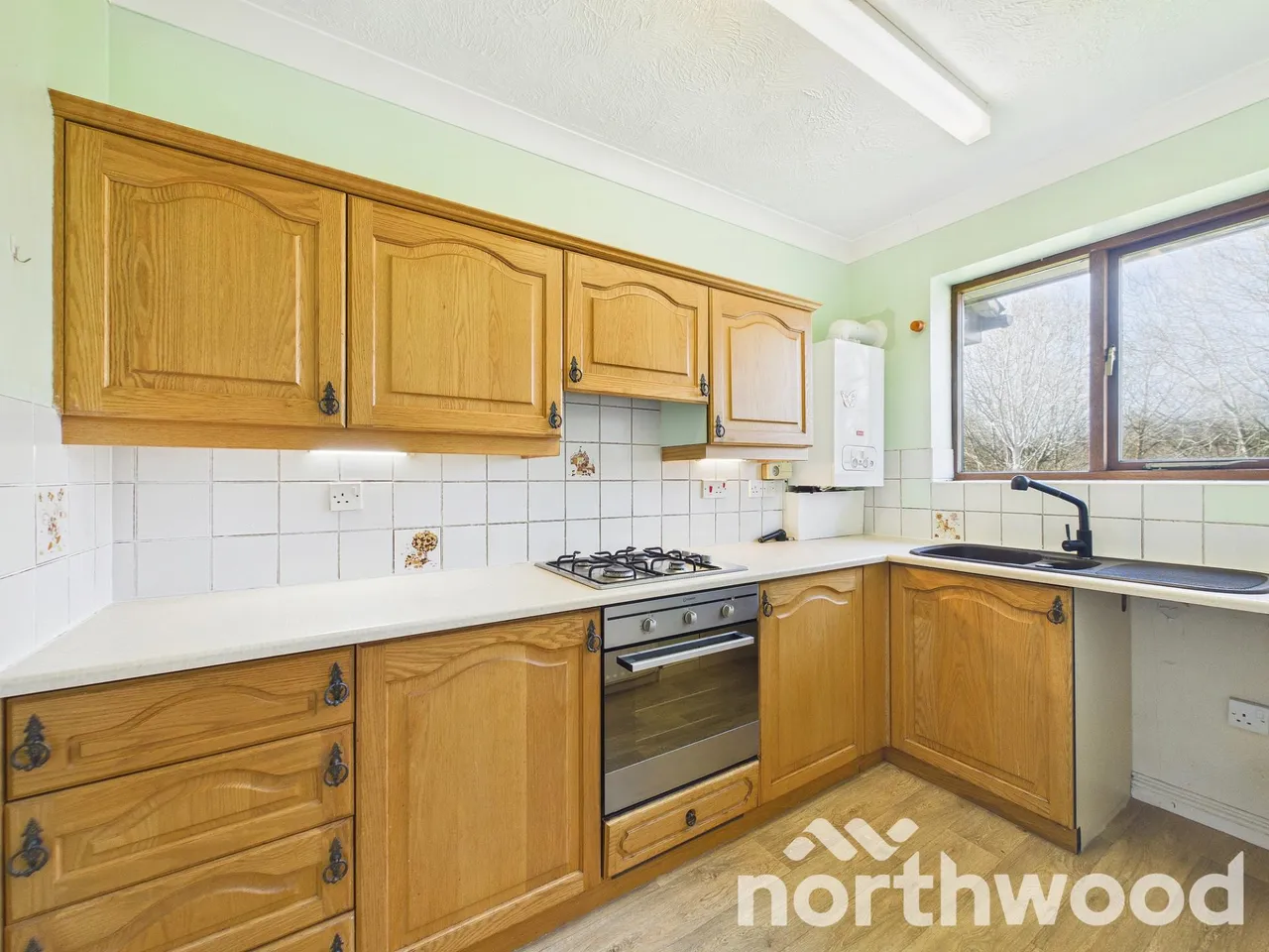 Loudon Way, Ashford, TN23, photo 5