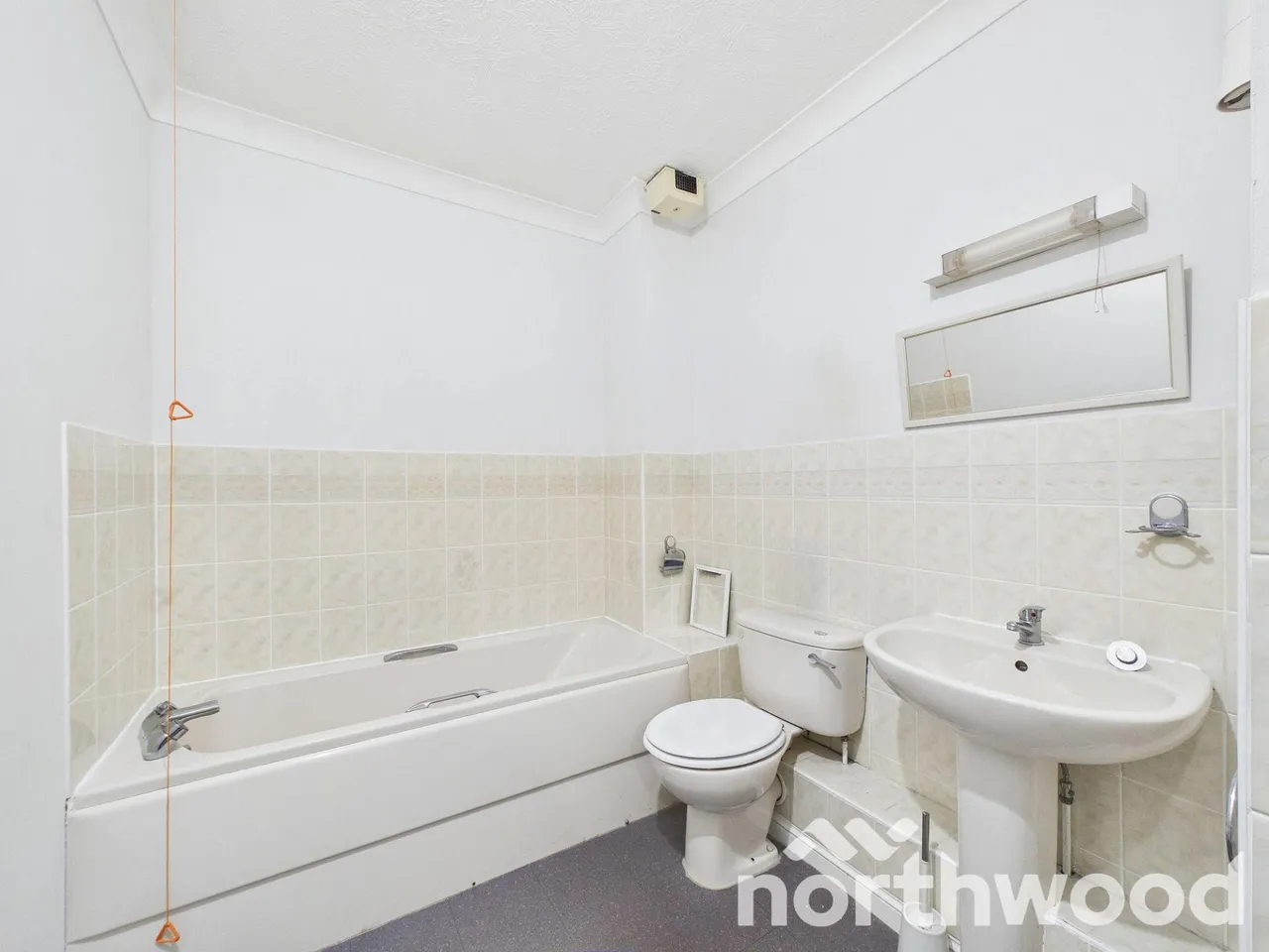 Loudon Way, Ashford, TN23, photo 11