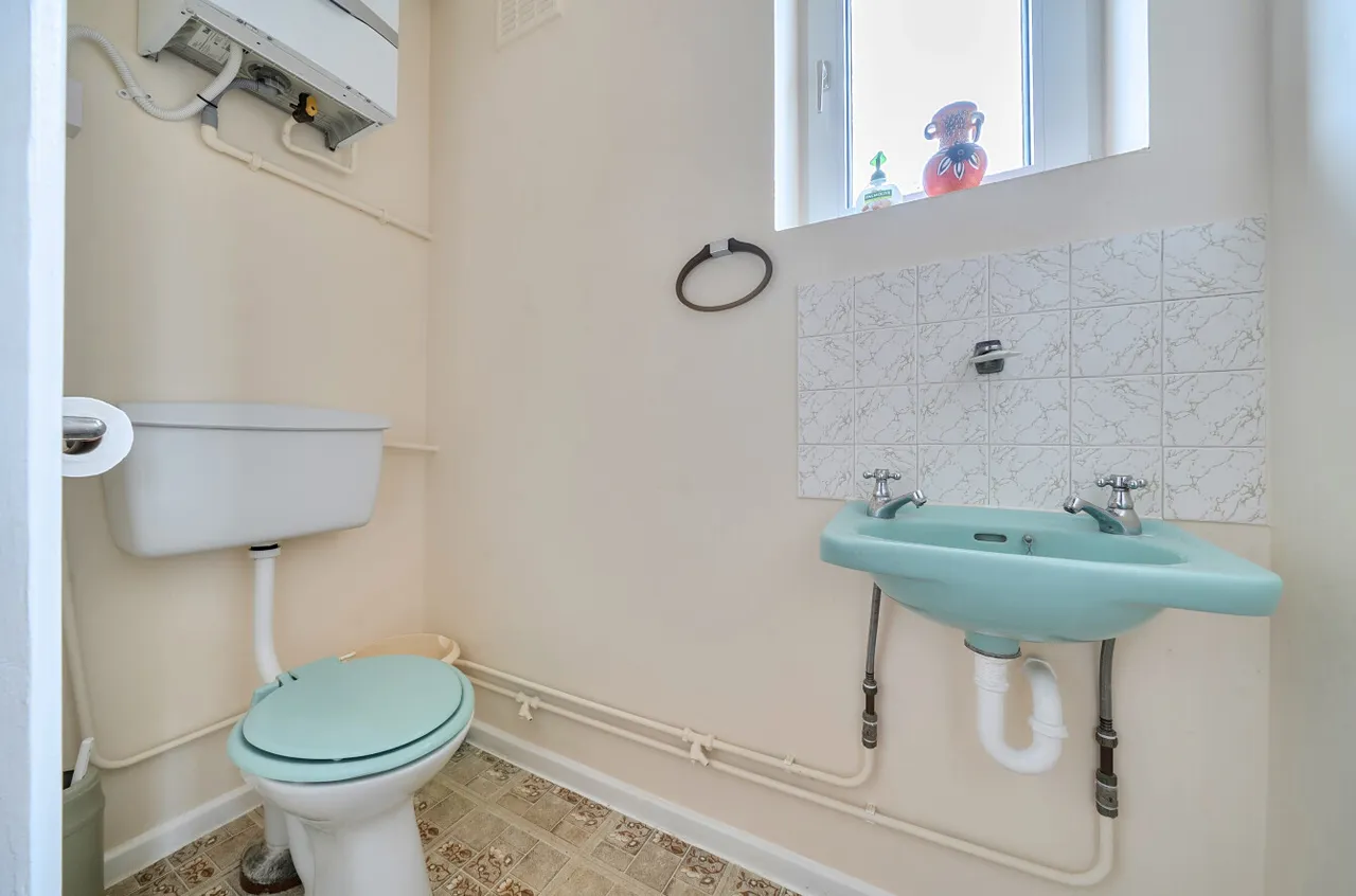 Brampton Road, Bexleyheath, DA7, photo 16