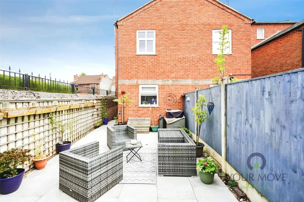 Lucknow Drive, Sutton-in-Ashfield, Nottinghamshire, NG17, photo 6