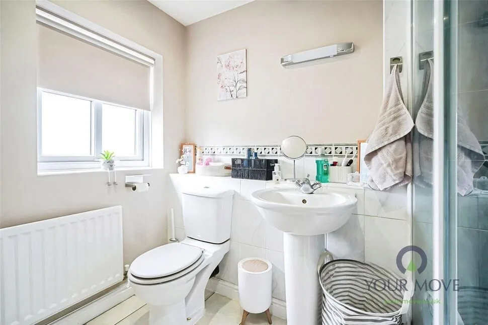 Lucknow Drive, Sutton-in-Ashfield, Nottinghamshire, NG17, photo 8