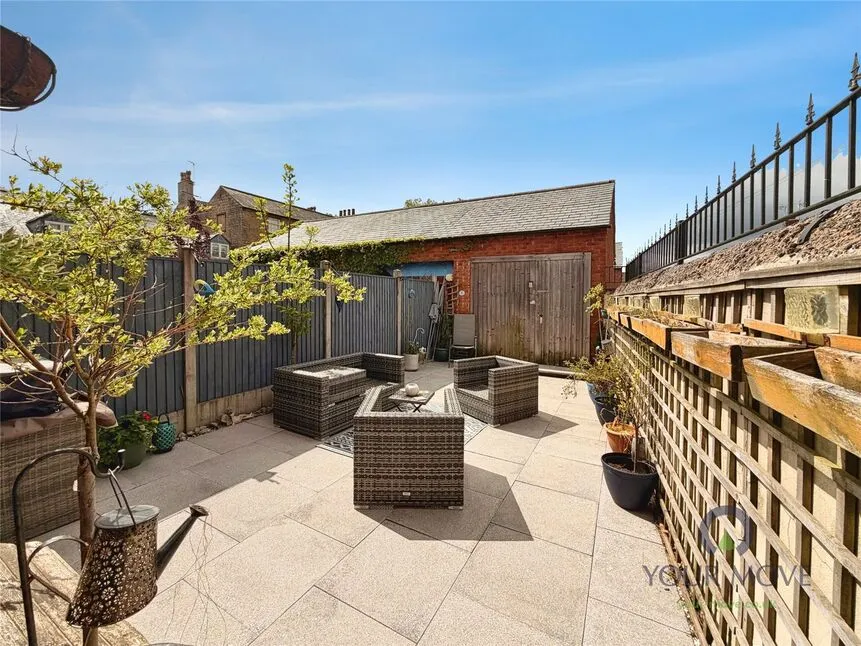 Lucknow Drive, Sutton-in-Ashfield, Nottinghamshire, NG17, photo 12