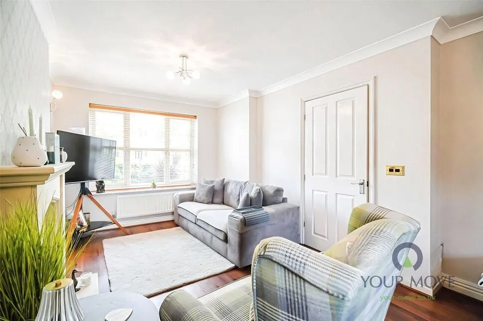 Lucknow Drive, Sutton-in-Ashfield, Nottinghamshire, NG17, photo 2