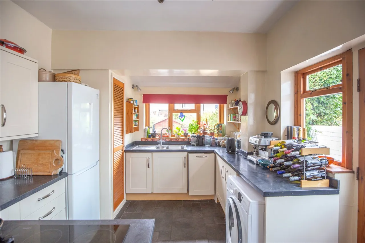 Dongola Road, Bristol, BS7, photo 8