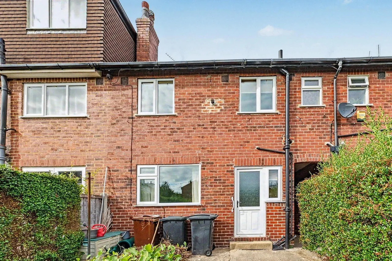 Springfield Walk, Horsforth, LS18, photo 12