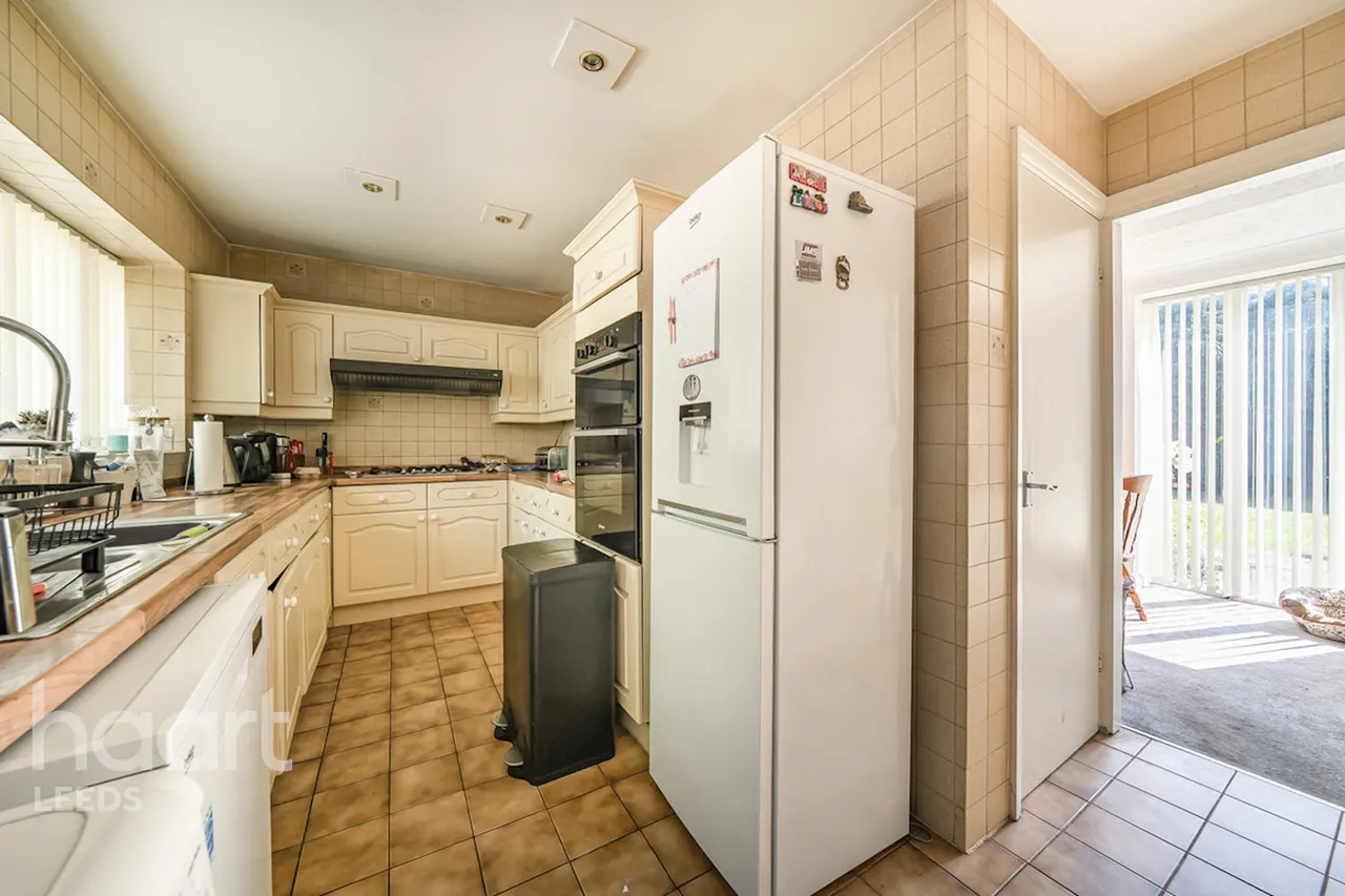 Park Drive, Huddersfield, HD8, photo 20