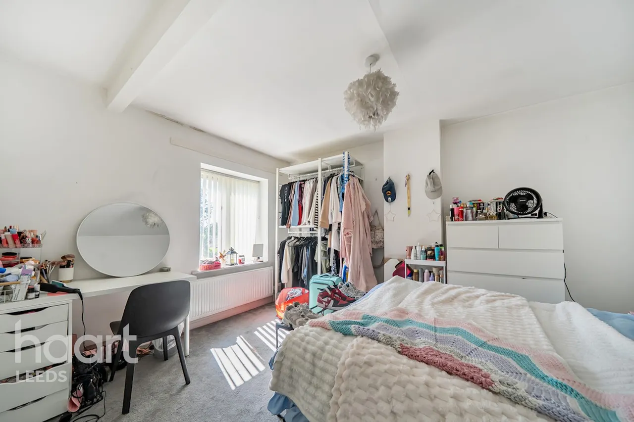 Park Drive, Huddersfield, HD8, photo 2