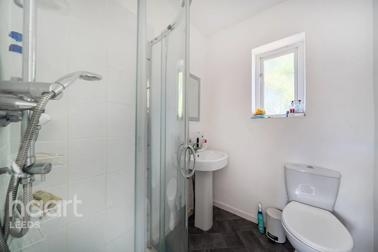Park Drive, Huddersfield, HD8, photo 11