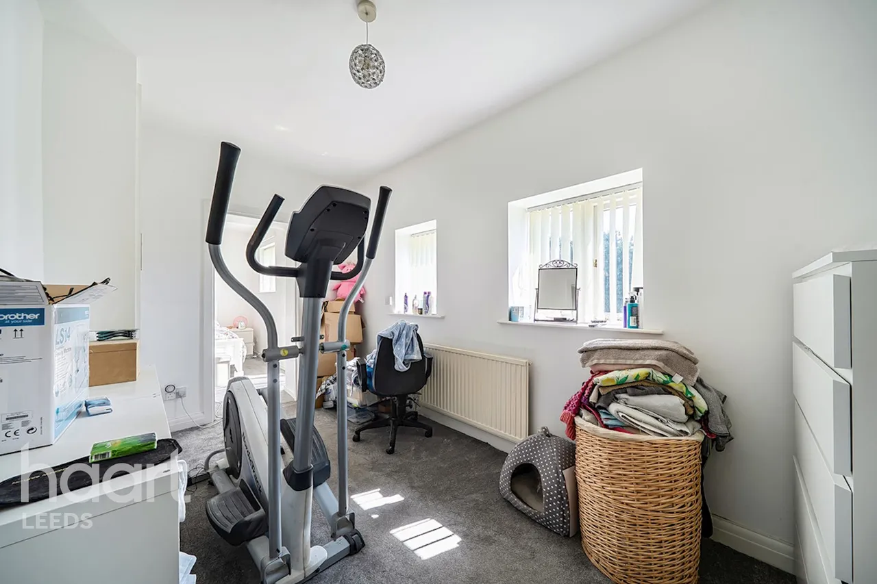 Park Drive, Huddersfield, HD8, photo 7