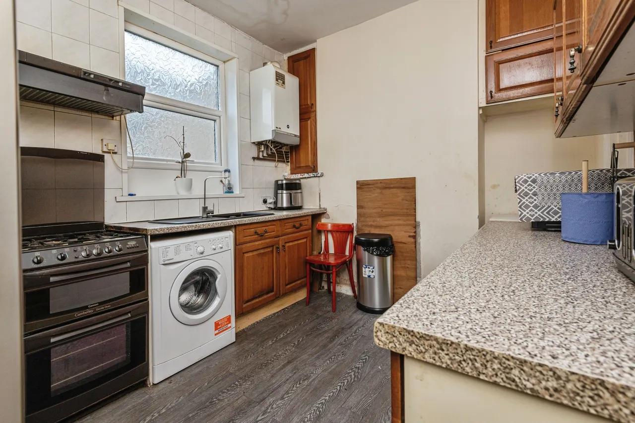 Fitzroy Road, Bradford, photo 5