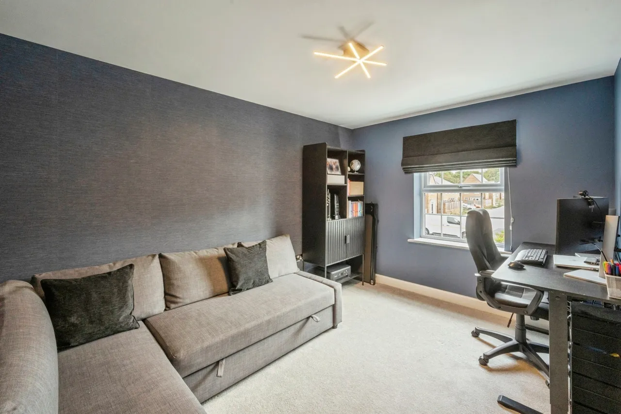 Saxon Avenue, Doncaster, DN7, photo 13