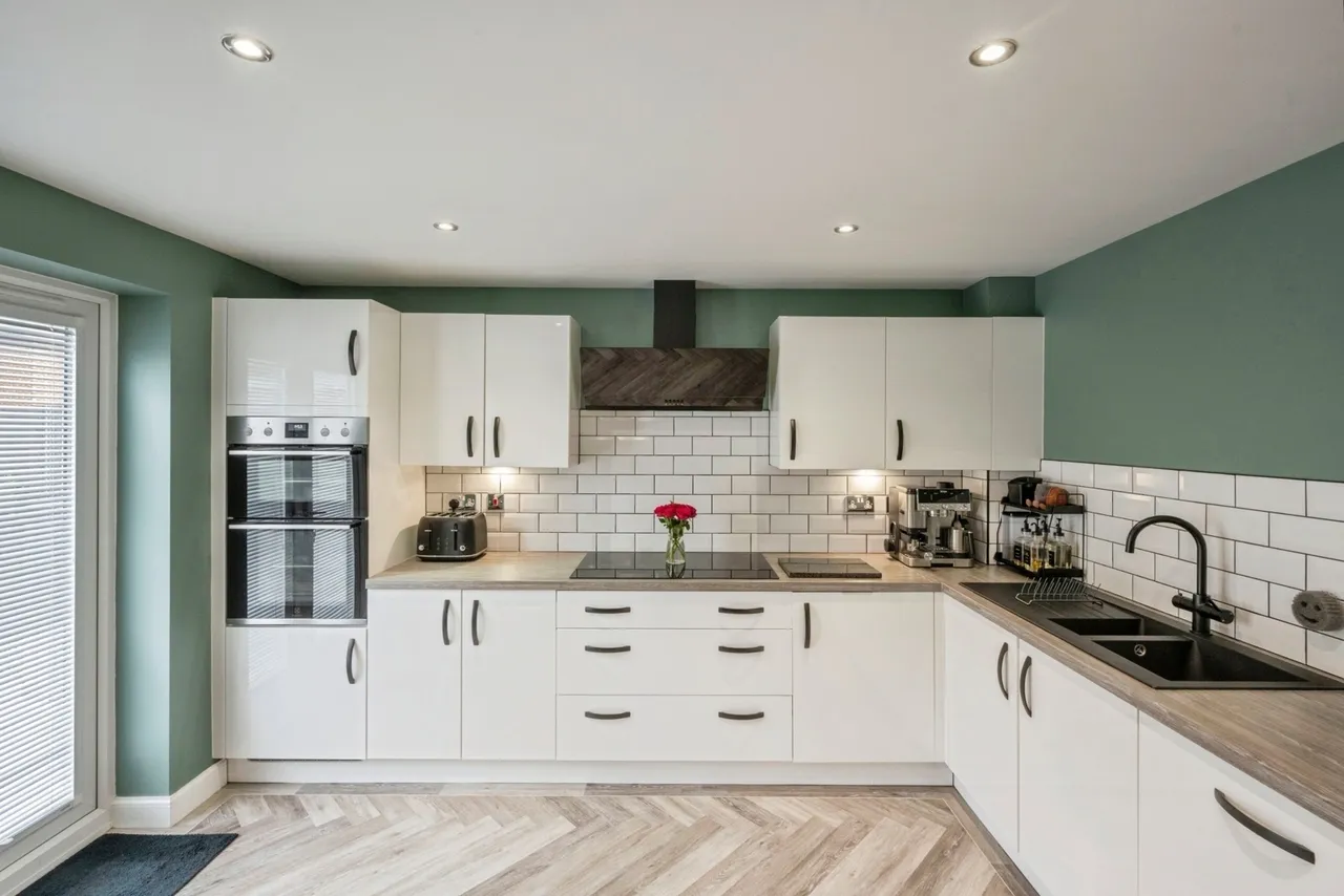Saxon Avenue, Doncaster, DN7, photo 7
