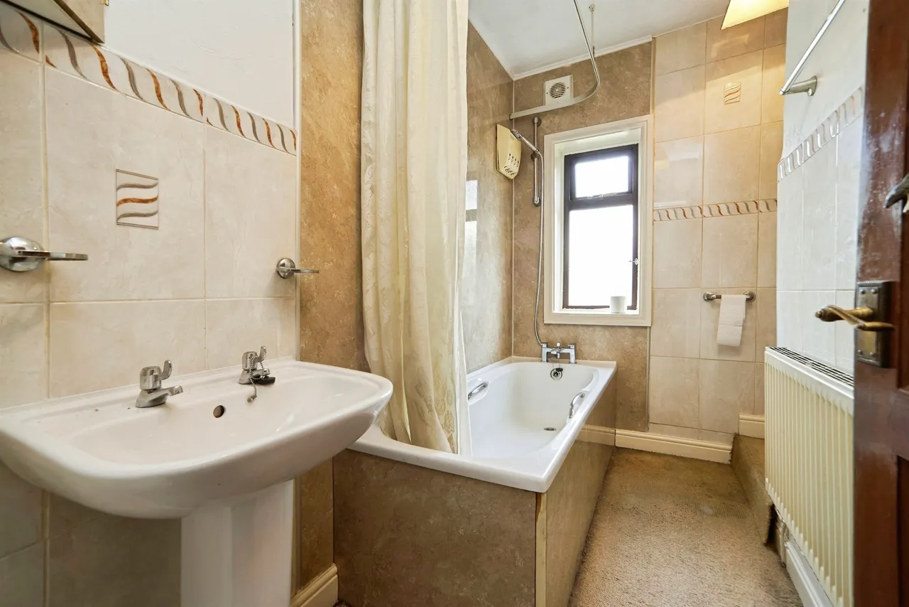 Sunnymount, Braithwaite, BD22, photo 10