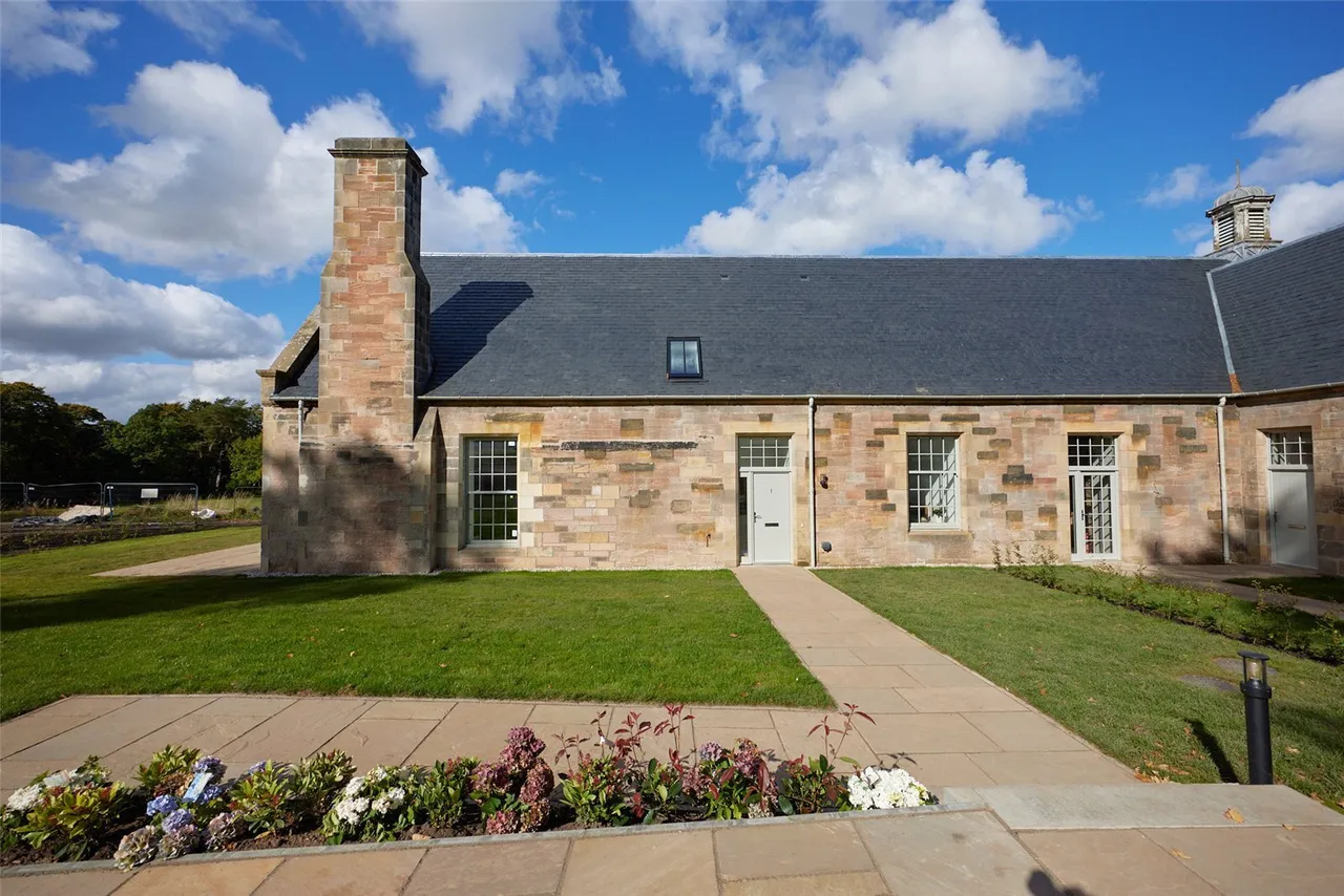 4 bed house for sale — The Grange, Roslin, Midlothian, EH25