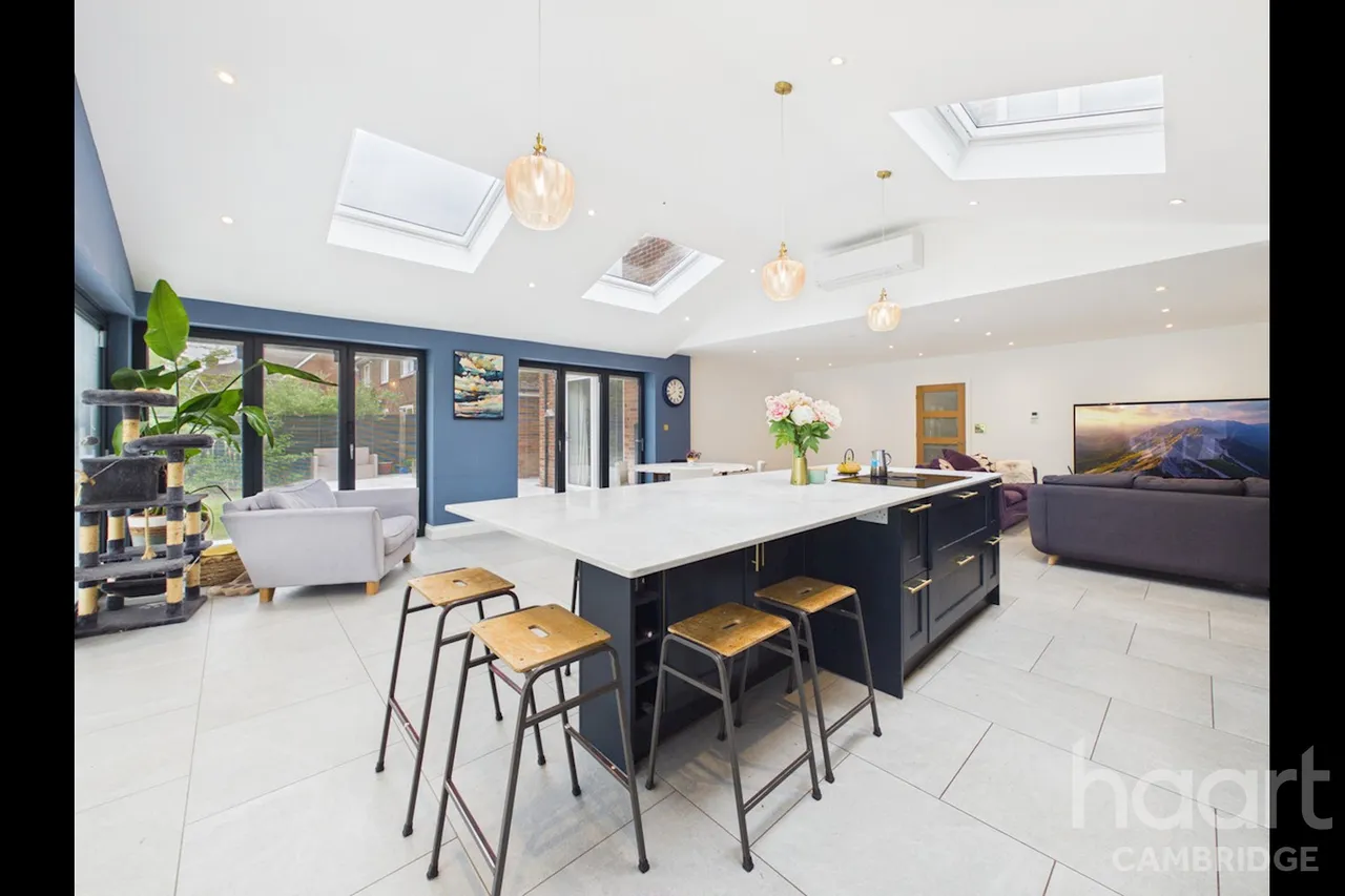 Thatchers Wood, Longstanton, CB24, photo 15