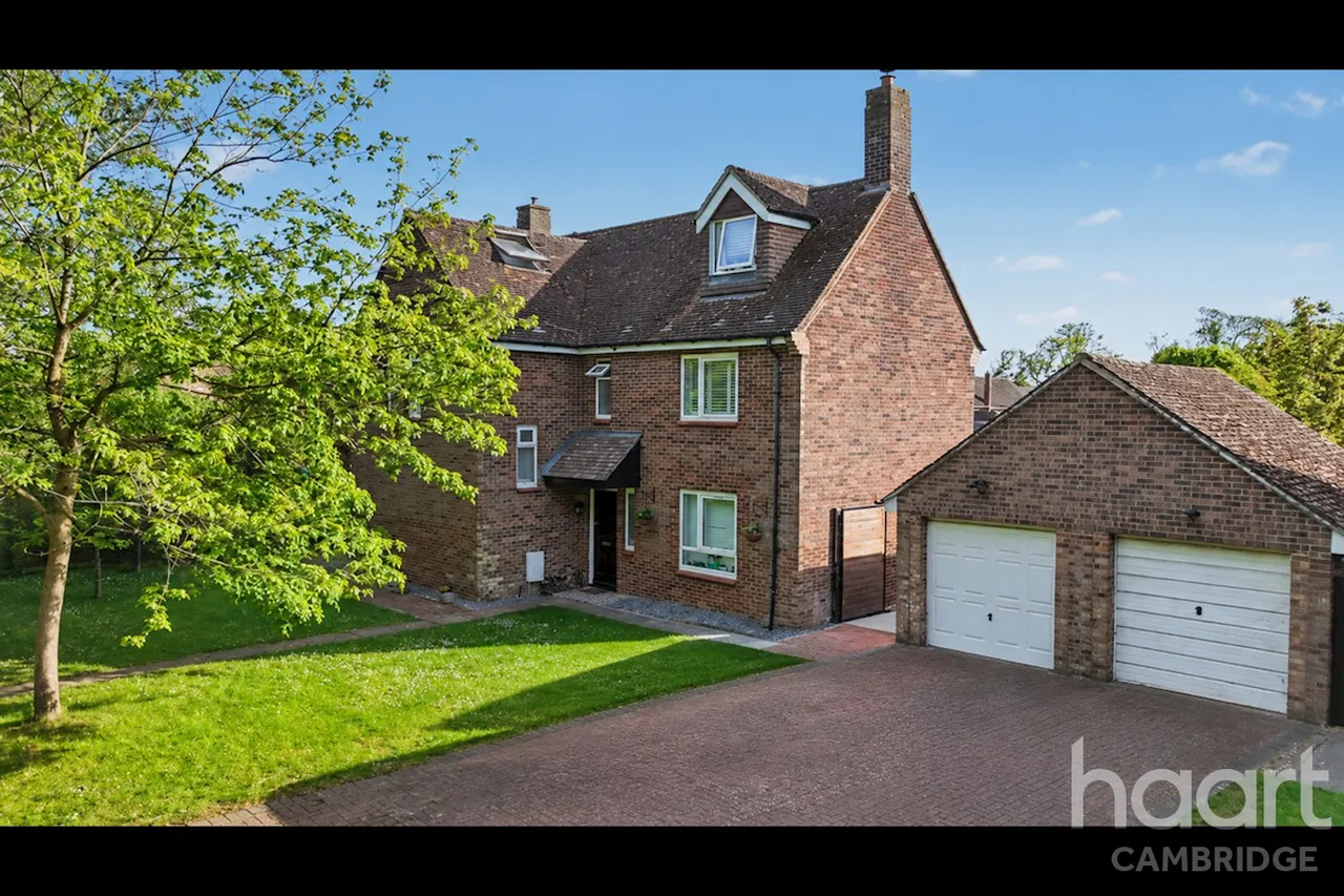 5 bed house for sale, Thatchers Wood, Longstanton, CB24