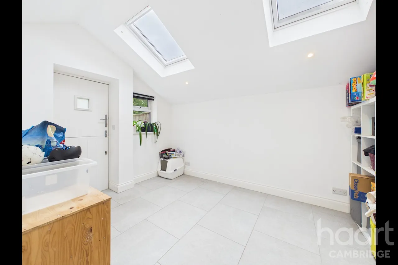 Thatchers Wood, Longstanton, CB24, photo 17