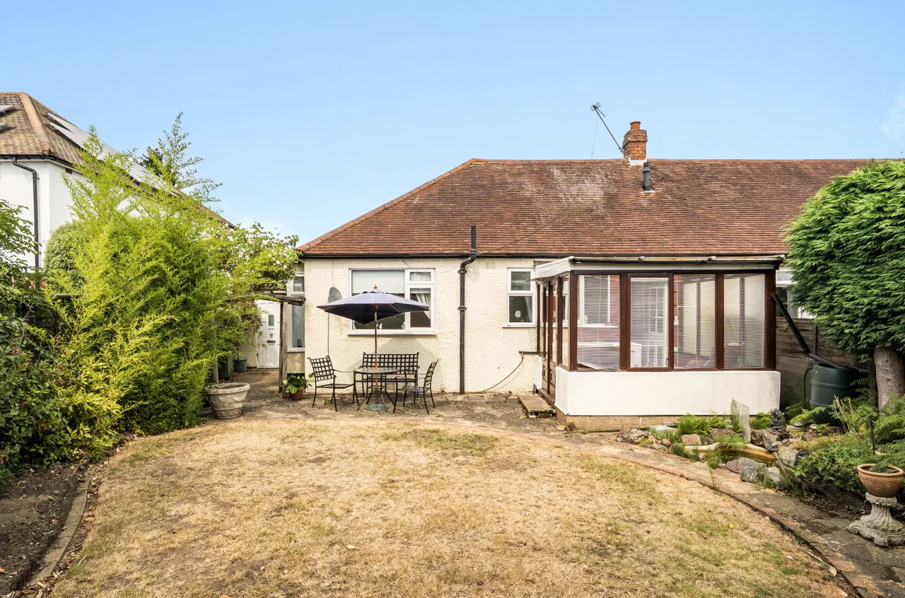 The Grove, Walton On Thames, KT12, photo 21