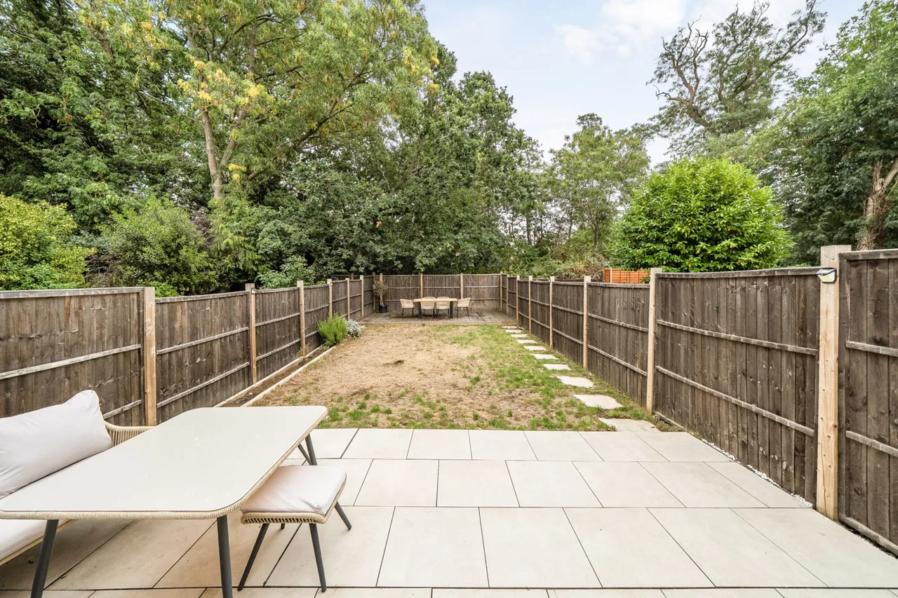 Mount Park Road, Pinner, HA5, photo 19