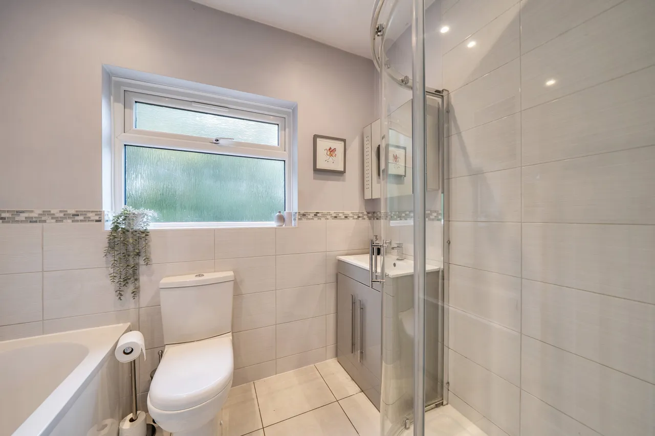 Mount Park Road, Pinner, HA5, photo 9