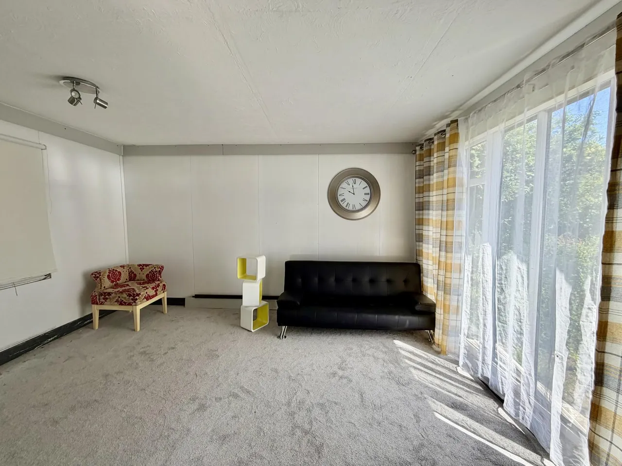 Vickers Road, Sheffield, S5, photo 17