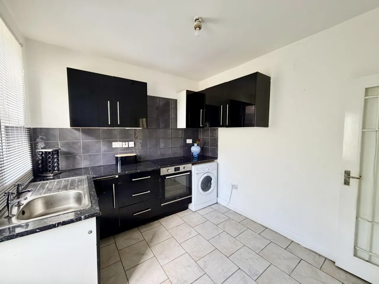 Vickers Road, Sheffield, S5, photo 7