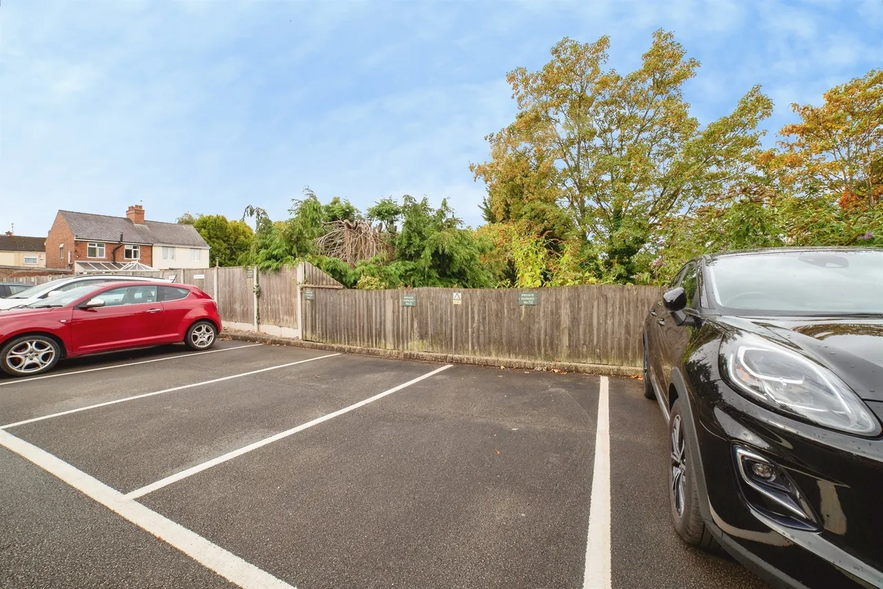 Elevation Place, Eastwood, NG16, photo 2