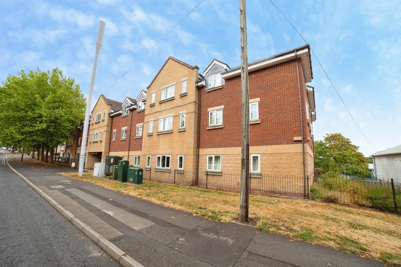 Elevation Place, Eastwood, NG16, photo 15