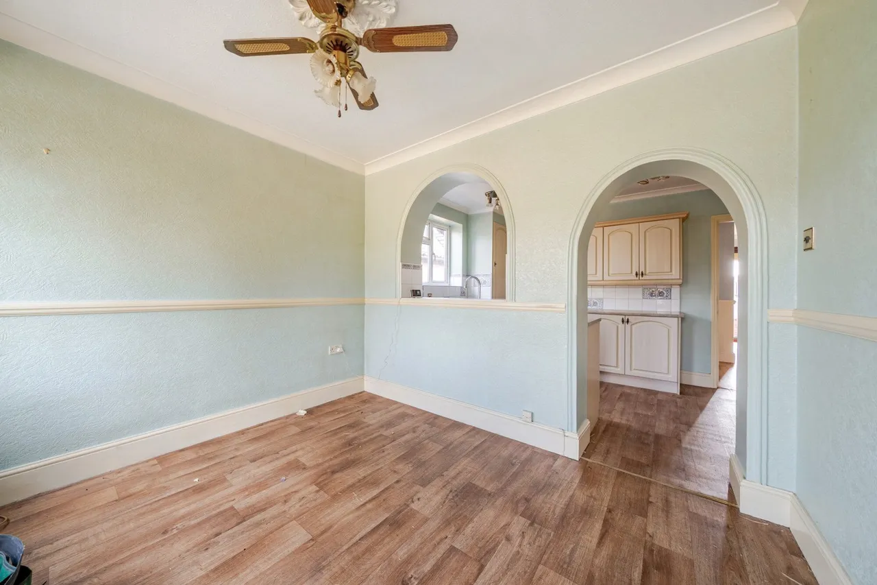 Arnside Road, DA7, photo 16