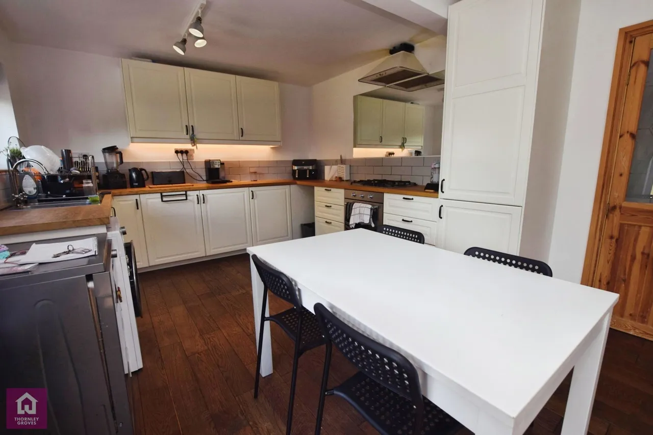 Lightborne Road, Sale, M33, photo 10