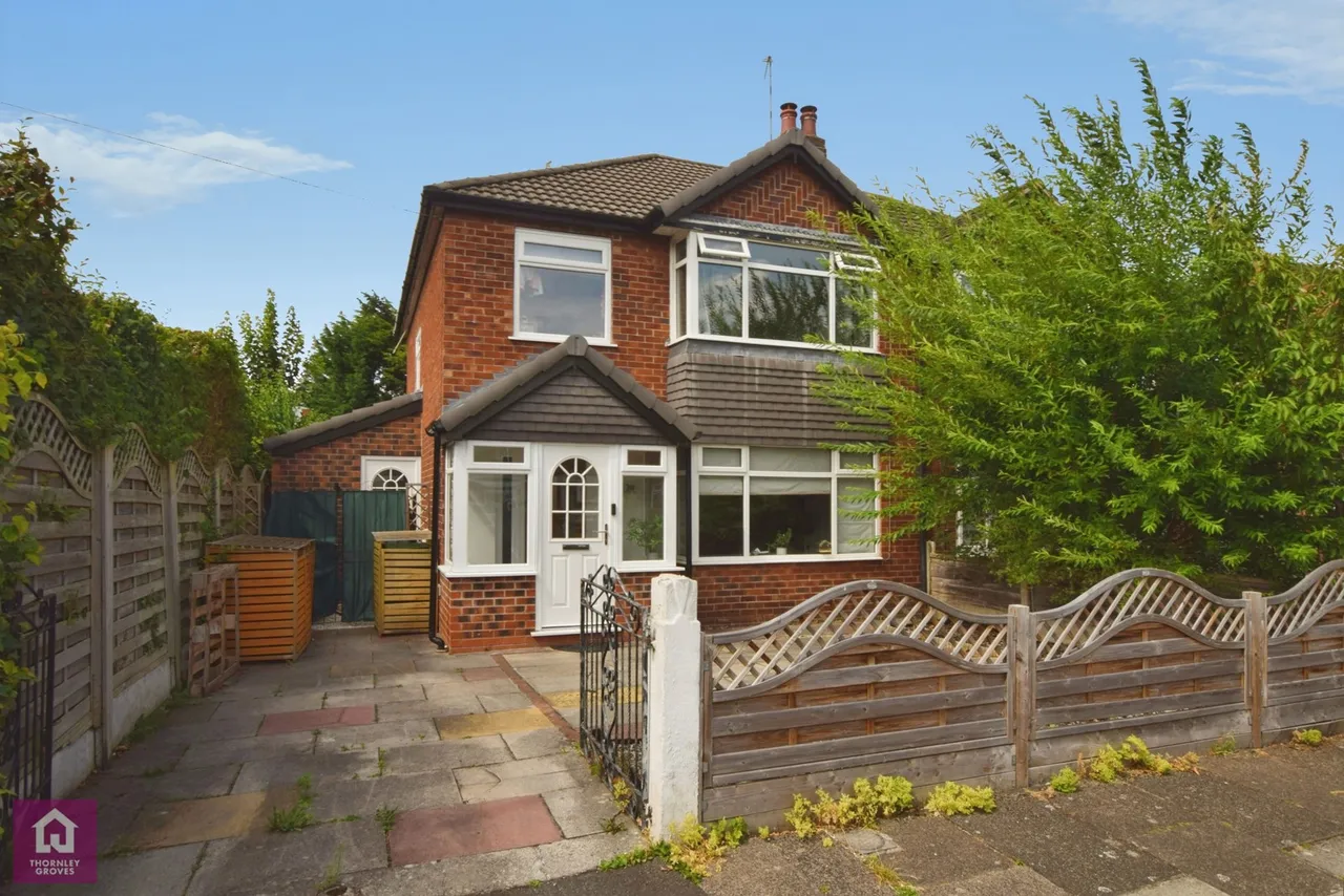 3 bed house for sale, Lightborne Road, Sale, M33