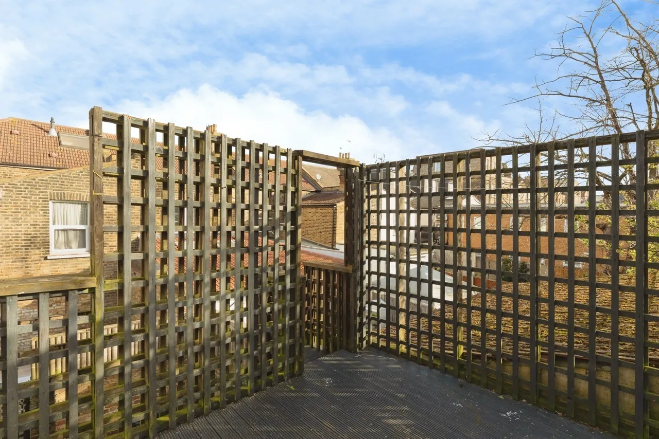 York Mews, Ilford, IG1, photo 20